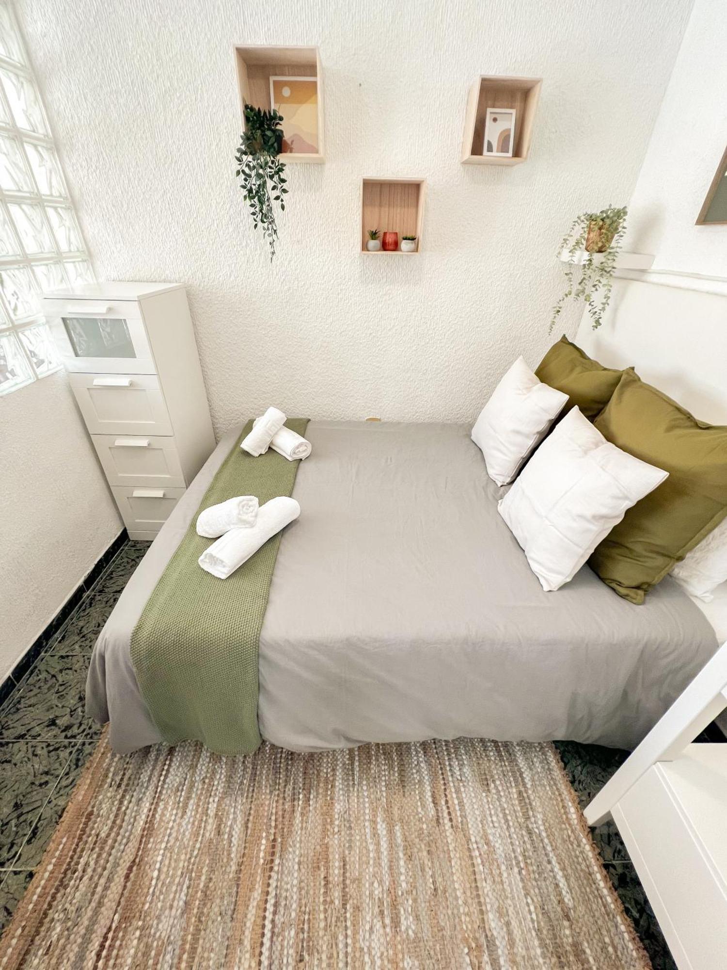 Cozy And Bright Flat With Pool Apartment ตอร์เรโมลิโนส ภายนอก รูปภาพ