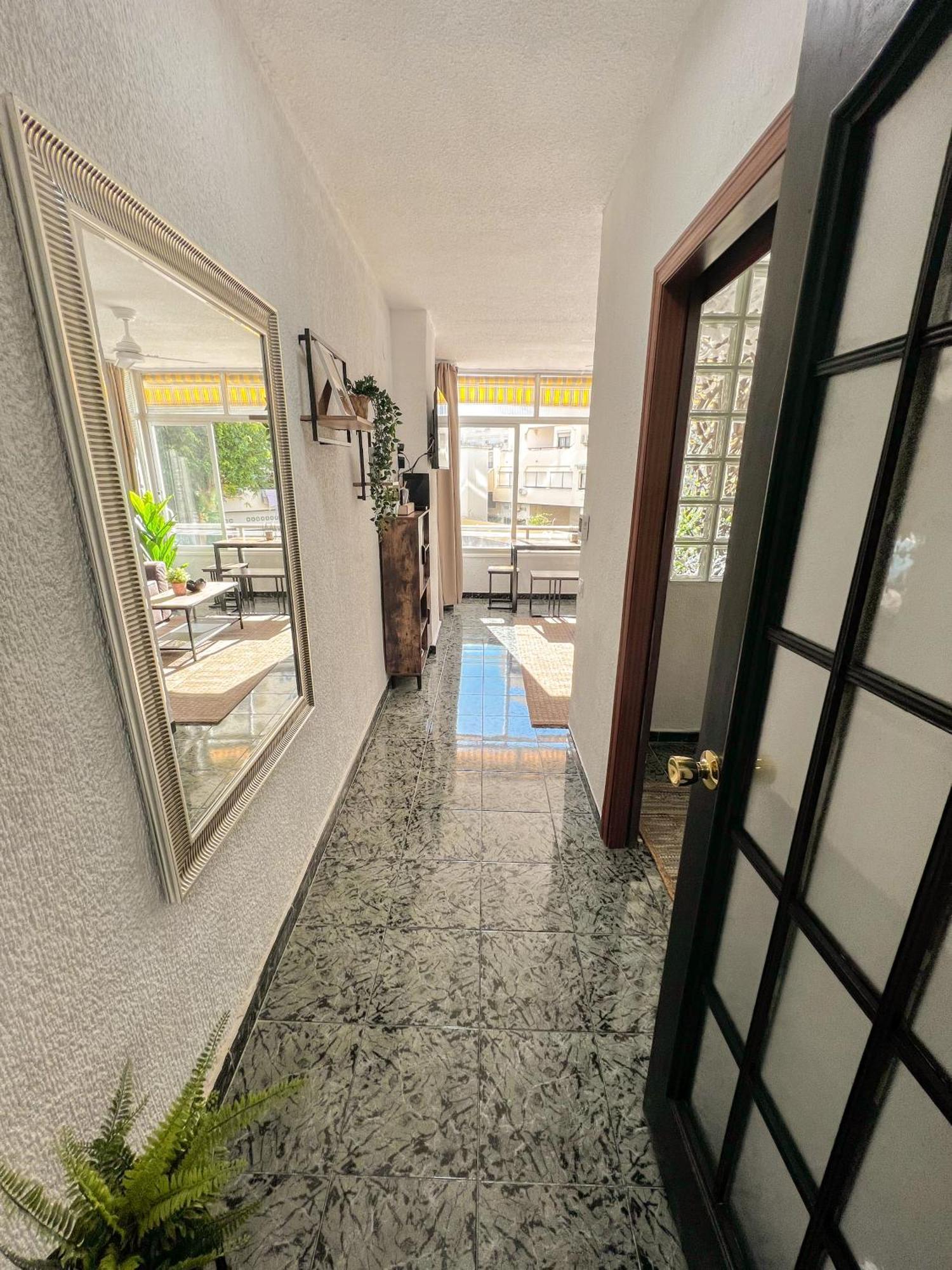 Cozy And Bright Flat With Pool Apartment ตอร์เรโมลิโนส ภายนอก รูปภาพ